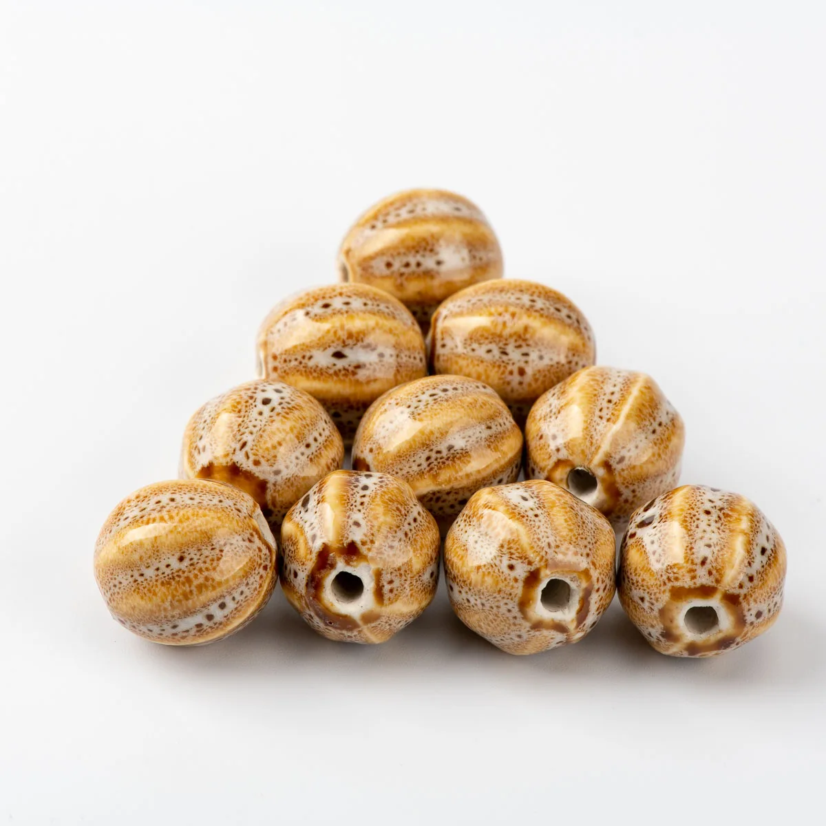 15# 20pcs Watermelon Shape Quality Ceramic beads Beading for necklace making Unique Ceramics Beads Wholesale #A431B
15# 20pcs Watermelon Shape Quality Ceramic beads Beading for necklace making Unique Ceramics Beads Wholesale #A431B