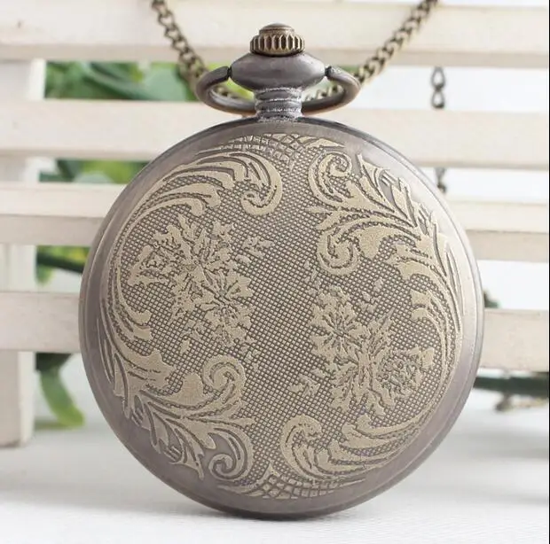 New Fashion quartz bronze horse Vintage flip clock steam punk woman and man Necklace pocket watches
New Fashion quartz bronze horse Vintage flip clock steam punk woman and man Necklace pocket watches
