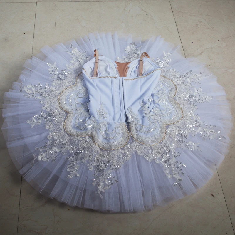 White professional ballet tutu girl & women stage performance dance costume ballerina ballet tutu
White professional ballet tutu girl & women stage performance dance costume ballerina ballet tutu