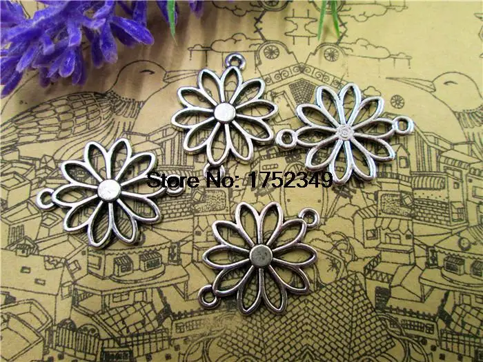 125pcs--Flower charms, Antique Tibetan silver Filigree Flowers Charm Pendant connector 25x19mm
125pcs--Flower charms, Antique Tibetan silver Filigree Flowers Charm Pendant connector 25x19mm