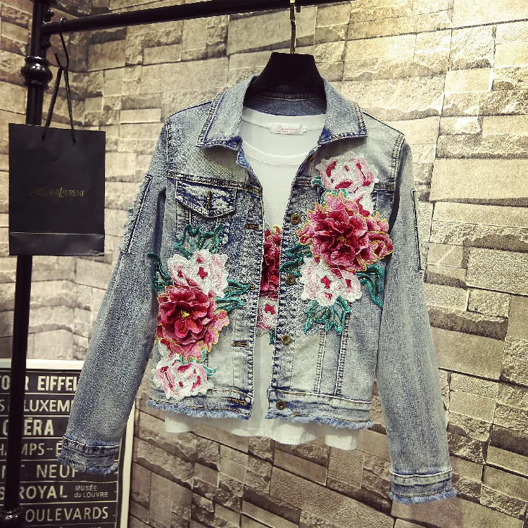 2018 New Spring Fashion Floral Embroidery Women Denim Jacket Single Breasted Long Sleeve Jeans Jacket Casual Students Outwear
2018 New Spring Fashion Floral Embroidery Women Denim Jacket Single Breasted Long Sleeve Jeans Jacket Casual Students Outwear
