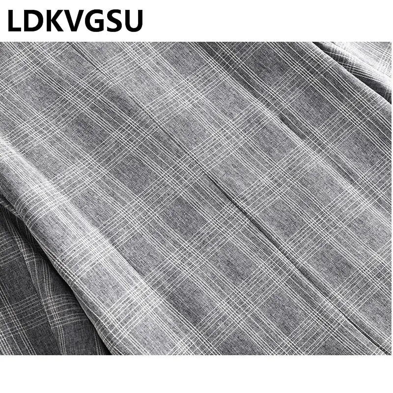 Korean Blazer Femme 5XL Fashion Large Size Plaid Suit Jacket 2019 Spring Autumn New Long Sleeve Loose Office Ladies Coat ls1737
Korean Blazer Femme 5XL Fashion Large Size Plaid Suit Jacket 2019 Spring Autumn New Long Sleeve Loose Office Ladies Coat ls1737