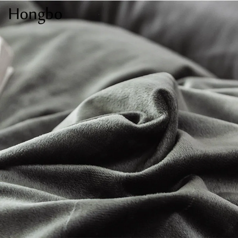 Hongbo New Thick Crystal Velvet Black White Stripe Bedding Sets Bed Linen Duvet Cover Bed Sheet Pillowcase Winter Warm Bed Set
Hongbo New Thick Crystal Velvet Black White Stripe Bedding Sets Bed Linen Duvet Cover Bed Sheet Pillowcase Winter Warm Bed Set