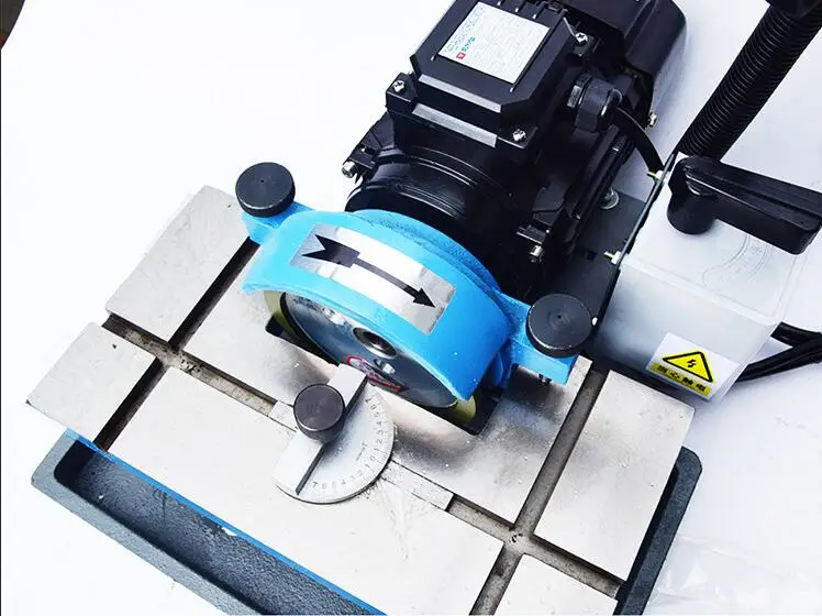 Universal Knife Grinder 220V/380V Knives Sharpening Machine 2800rpm Turning Tool Sharpening Machine GD-3
Universal Knife Grinder 220V/380V Knives Sharpening Machine 2800rpm Turning Tool Sharpening Machine GD-3