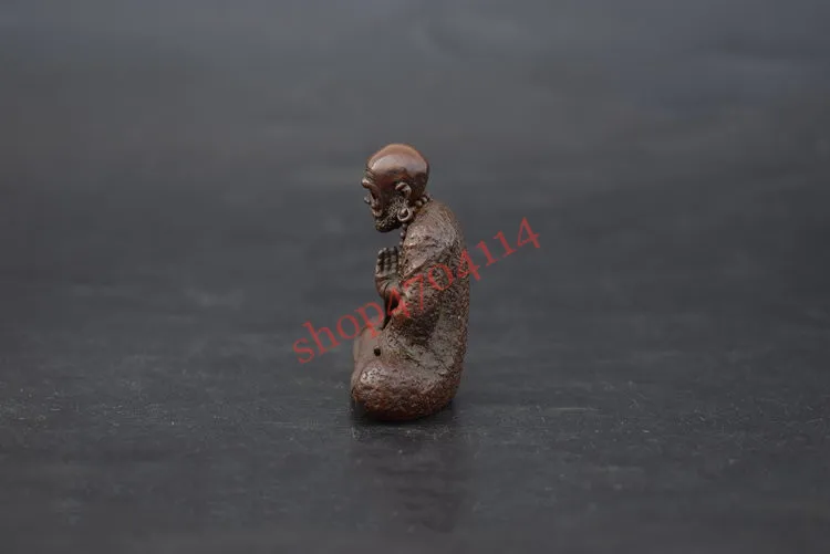 Solid pure copper,Dharma Wudao small ornaments, tea ceremony decorations, micro-carved handicraft collections
Solid pure copper,Dharma Wudao small ornaments, tea ceremony decorations, micro-carved handicraft collections