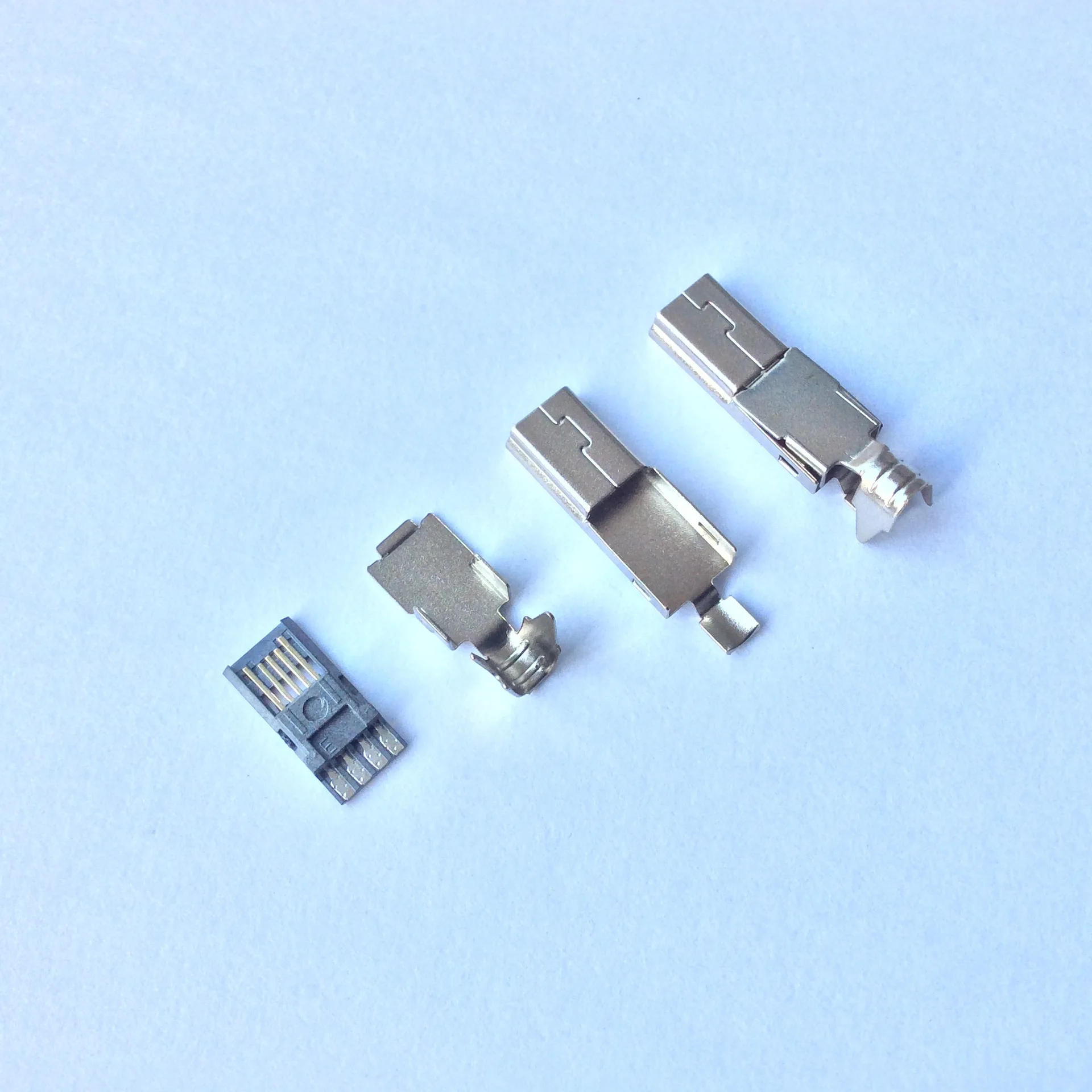 50 комплектов Мини USB 5-контактный Штекерный разъем сварочная линия зарядка USB штекер
50 комплектов Мини USB 5-контактный Штекерный разъем сварочная линия зарядка USB штекер