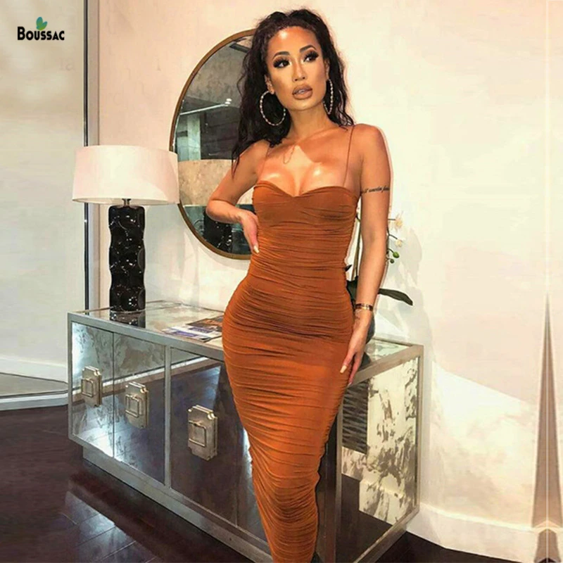 Boussac Women Pleated Dresses 2019 Elegant Spaghetti Strap Long Midi Dress Not Transparant High Quality Women Casual Dress
Boussac Women Pleated Dresses 2019 Elegant Spaghetti Strap Long Midi Dress Not Transparant High Quality Women Casual Dress