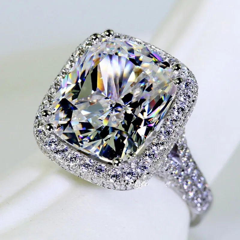 Luxury Majestic Sensation 10ct Stone 5A Zircon Cz 14KT White Gold Filled Women Engagement Wedding Band Ring
Luxury Majestic Sensation 10ct Stone 5A Zircon Cz 14KT White Gold Filled Women Engagement Wedding Band Ring
