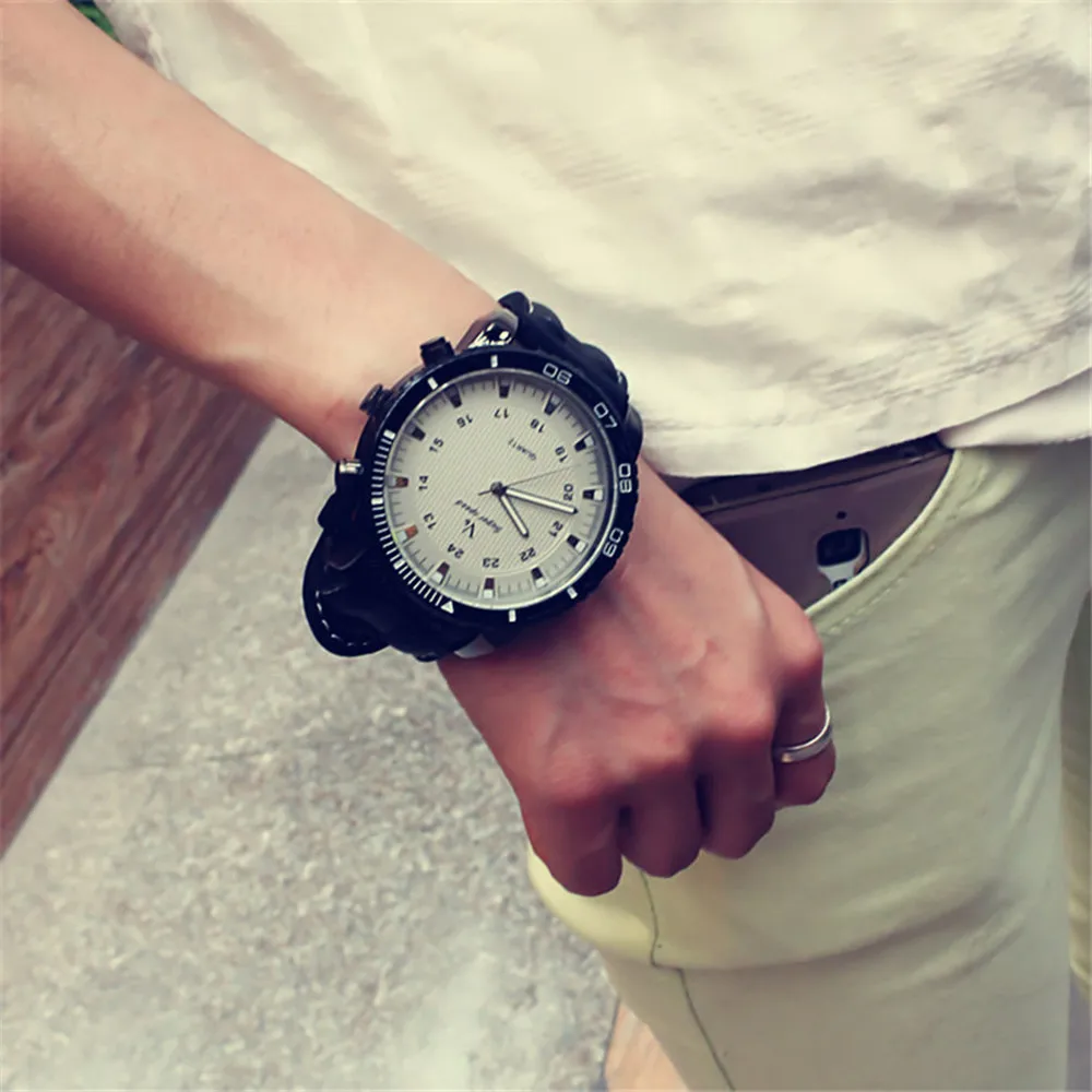 Fashion Women Men's Leather Military Casual Analog Quartz Wrist Watch Business Watches Sports Watches Dial Clock Dropshipping #W
Fashion Women Men's Leather Military Casual Analog Quartz Wrist Watch Business Watches Sports Watches Dial Clock Dropshipping #W