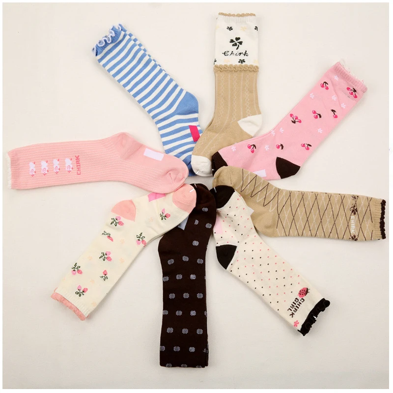 w116 Free shipping 4-7 year-old girls in tube socks princess socks sweet floral lace socks children socks cartoon
w116 Free shipping 4-7 year-old girls in tube socks princess socks sweet floral lace socks children socks cartoon
