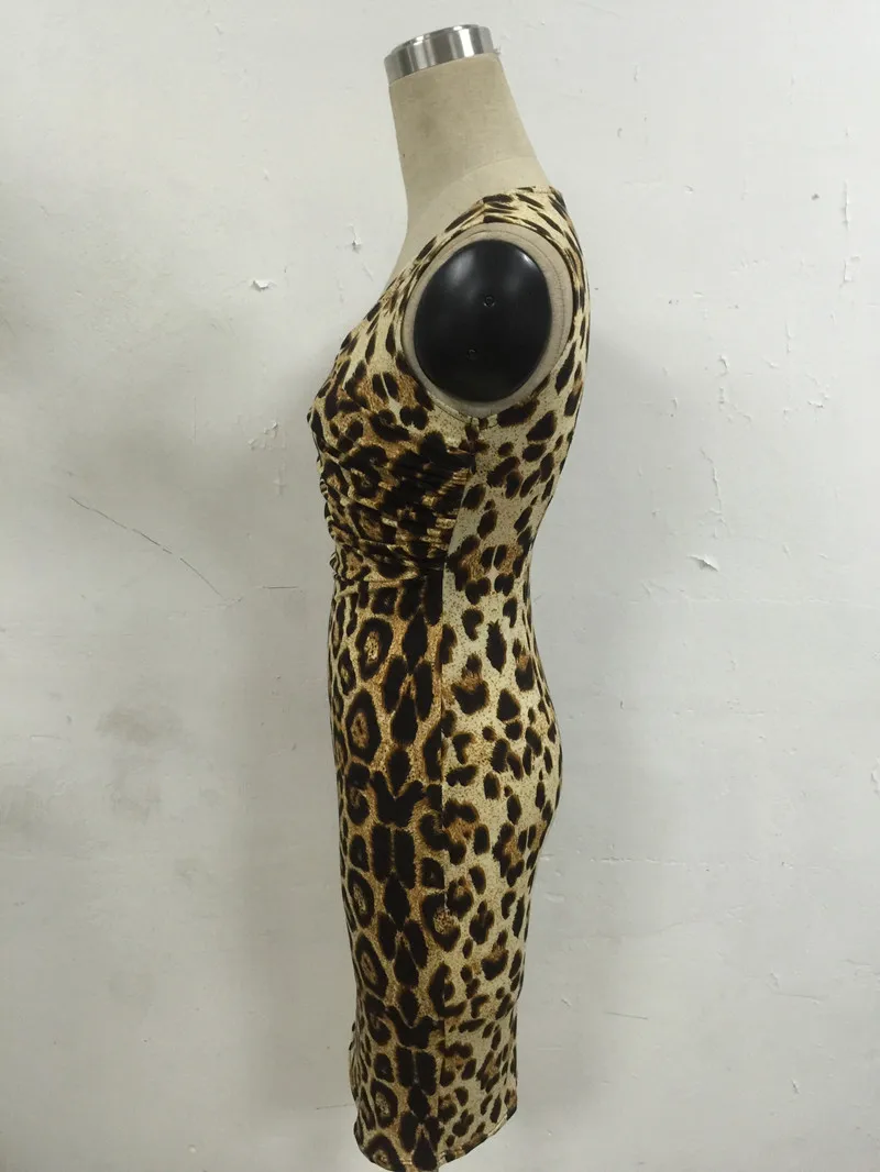 Hot V collar Sleeveless Casual dress Summer Leopard Women's Sexy dress Office Package hip Knee Vintage Party Bodycon dress A1266
Hot V collar Sleeveless Casual dress Summer Leopard Women's Sexy dress Office Package hip Knee Vintage Party Bodycon dress A1266