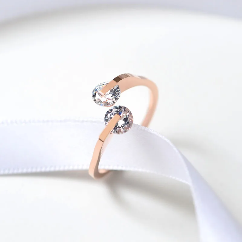 YUN RUO Rose Gold Colors Double Zirconia Crystals Rings for Woman Wedding Jewelry 316 L Stainless Steel Valentine Gift Not Fade
YUN RUO Rose Gold Colors Double Zirconia Crystals Rings for Woman Wedding Jewelry 316 L Stainless Steel Valentine Gift Not Fade