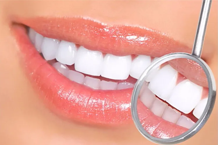NEW 1PCS Hot Creative Effective Teeth Whitening Pen Tooth Gel Whitener Bleach Stain Eraser Sexy Celebrity Smile Teeth Care
NEW 1PCS Hot Creative Effective Teeth Whitening Pen Tooth Gel Whitener Bleach Stain Eraser Sexy Celebrity Smile Teeth Care