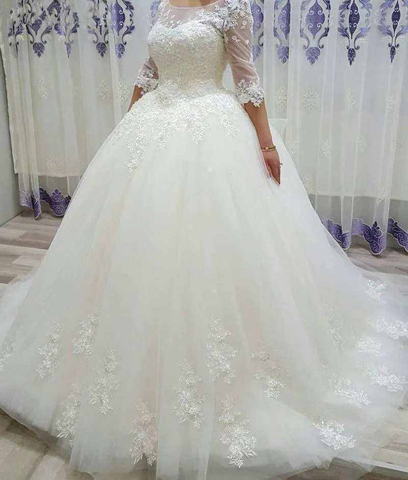 Half Sleeves Vestido De Noiva Muslim Wedding Dresses Ball Gown Tulle Appliques Lace Boho Dubai Arabic Wedding Gown Bridal
Half Sleeves Vestido De Noiva Muslim Wedding Dresses Ball Gown Tulle Appliques Lace Boho Dubai Arabic Wedding Gown Bridal