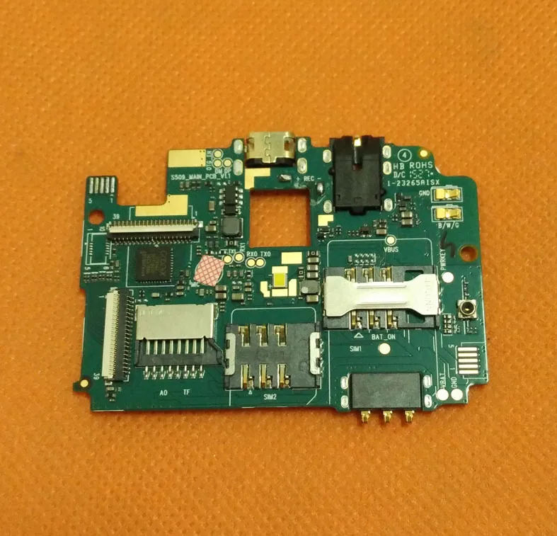 Used Original mainboard 1G RAM+8G ROM Motherboard for Blackview Zeta V16 MTK6592 Octa Core 5.0 " HD 1280x720 Free shipping
Used Original mainboard 1G RAM+8G ROM Motherboard for Blackview Zeta V16 MTK6592 Octa Core 5.0 " HD 1280x720 Free shipping