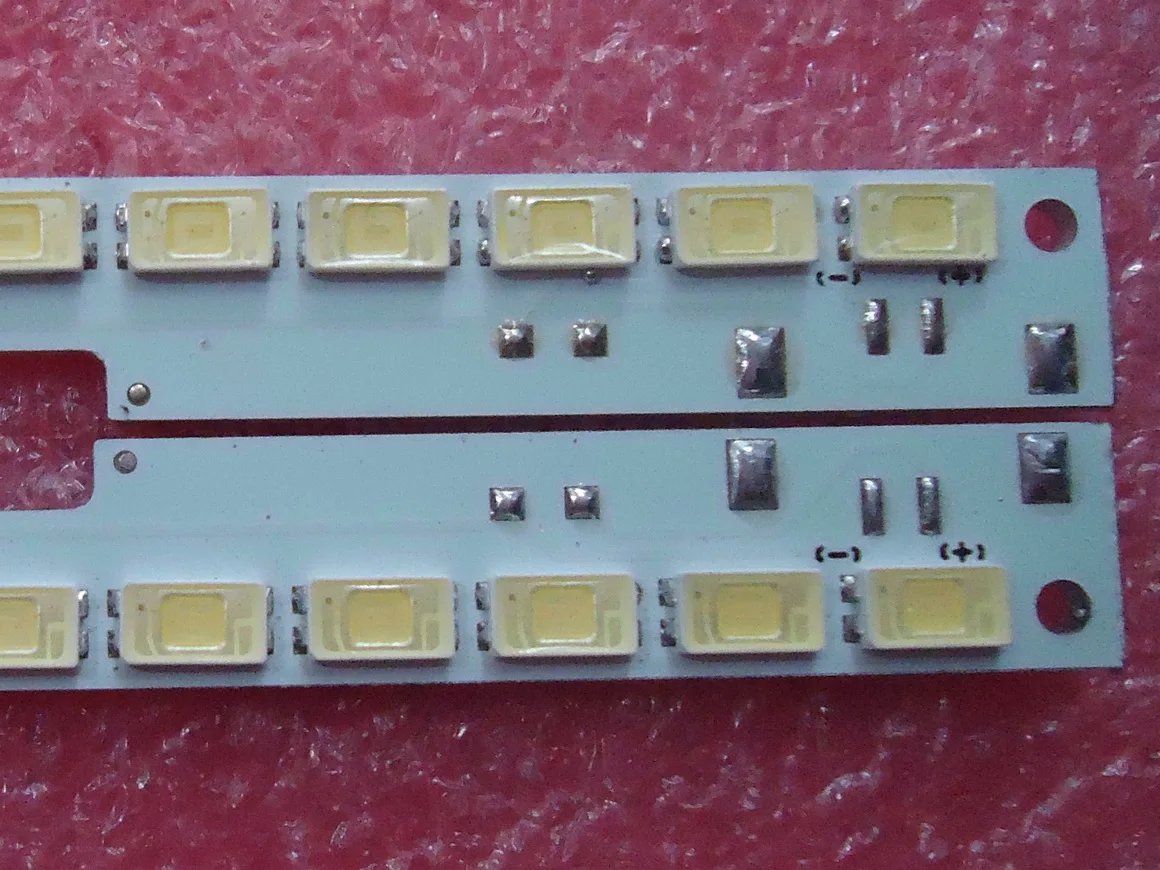 FOR Samsung UA55D6400UJ Article lamp BN64-01664A screen LTJ550HW01 1piece=100LED 680MM
FOR Samsung UA55D6400UJ Article lamp BN64-01664A screen LTJ550HW01 1piece=100LED 680MM