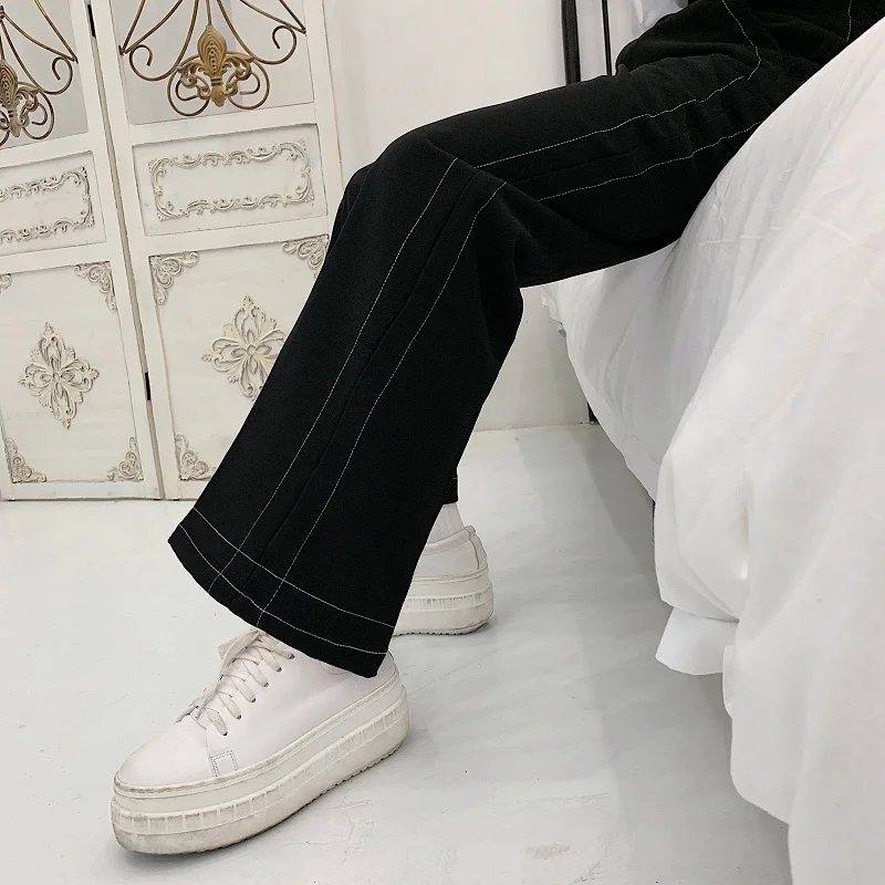 M-XL!! Spring designer models line open line wide leg pants tide men's casual straight trousers super fire pants.
M-XL!! Spring designer models line open line wide leg pants tide men's casual straight trousers super fire pants.