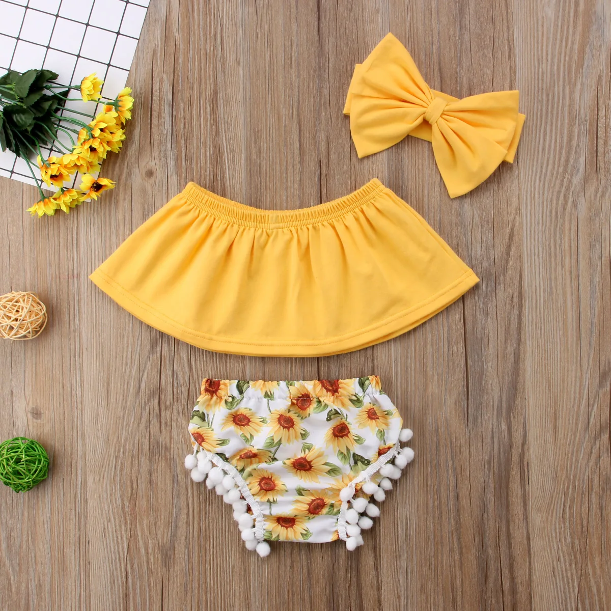 Newborn Kid Baby Girl 3pcs Clothes Shorts Headband Off Shouler Tops Outfit Clothes Fashion Casual Solid Sleeveless Clothing
Newborn Kid Baby Girl 3pcs Clothes Shorts Headband Off Shouler Tops Outfit Clothes Fashion Casual Solid Sleeveless Clothing