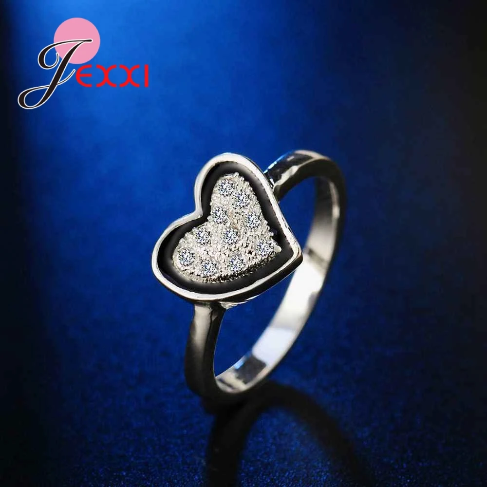 Sweet Love Heart Decoration 925 Sterling Silver Ring With Shiny Cubic Zircon Women Girls Party Jewelry Wholesale
Sweet Love Heart Decoration 925 Sterling Silver Ring With Shiny Cubic Zircon Women Girls Party Jewelry Wholesale