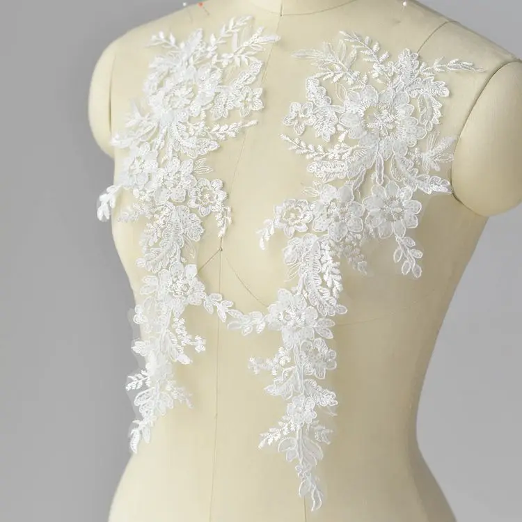 Milk white Sequins Lace Appliques Floral Embroidered Patches Sewing On Wedding Bridal Flower 2piece X067
Milk white Sequins Lace Appliques Floral Embroidered Patches Sewing On Wedding Bridal Flower 2piece X067
