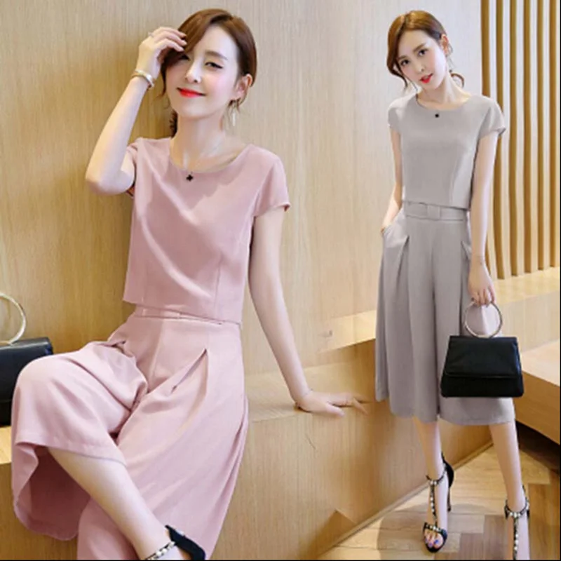 2019 summer new fat mm large size women's two-piece suit 200 pounds big yards wide leg pants jacket fat sister
2019 summer new fat mm large size women's two-piece suit 200 pounds big yards wide leg pants jacket fat sister