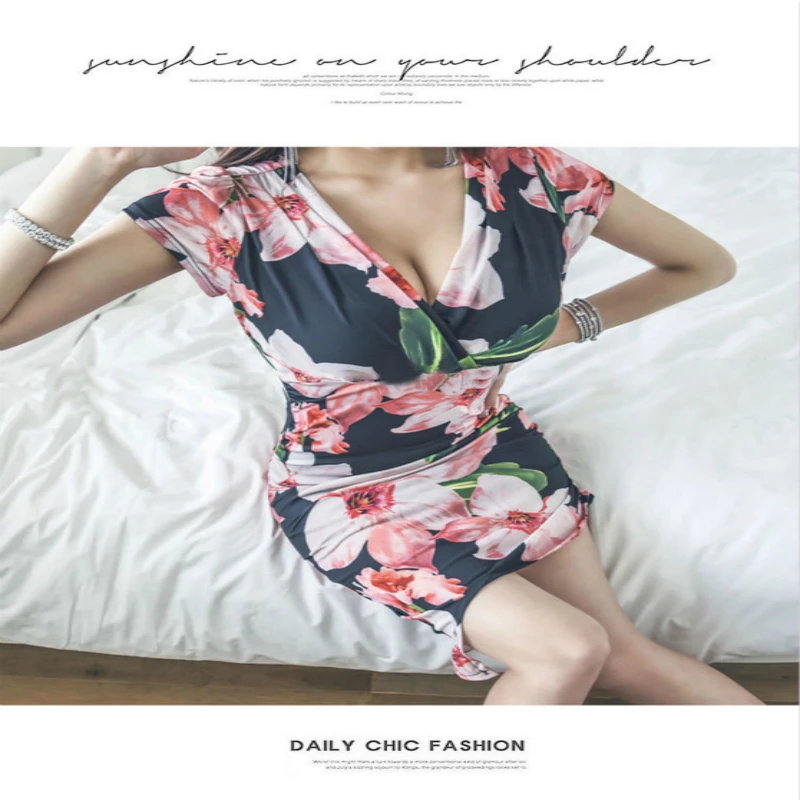 Plus Size Bodycon Bandage Dresses 2018 New Women Summer Black Print V-neck Elegant Dress for Women Sexy Party Club Ladies Dress
Plus Size Bodycon Bandage Dresses 2018 New Women Summer Black Print V-neck Elegant Dress for Women Sexy Party Club Ladies Dress