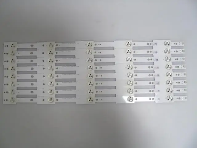 Оригинальный светодиодный экран с подсветкой, 4 шт. = 1 лот LE42C32 2013CH420 13Y LVED 3228 05 REV1.0 130405 1 шт. = 5 светодиодов
Оригинальный светодиодный экран с подсветкой, 4 шт. = 1 лот LE42C32 2013CH420 13Y LVED 3228 05 REV1.0 130405 1 шт. = 5 светодиодов