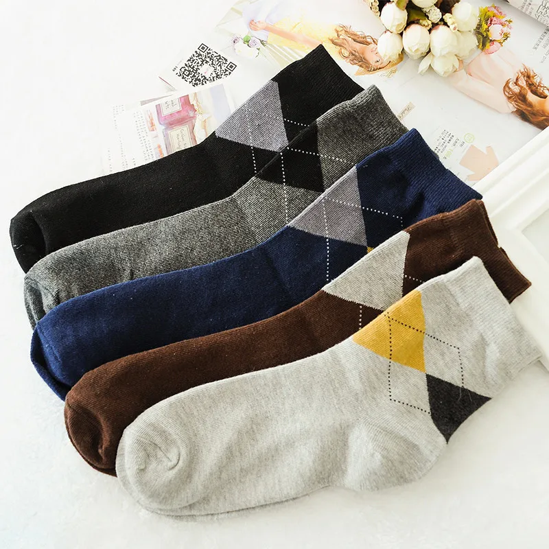 New Thickening Cotton Socks Warm Autumn Winter Cross Rhombic Pattern Quality Soft Comfortable 5 Color Sock For Men Good Quality
New Thickening Cotton Socks Warm Autumn Winter Cross Rhombic Pattern Quality Soft Comfortable 5 Color Sock For Men Good Quality