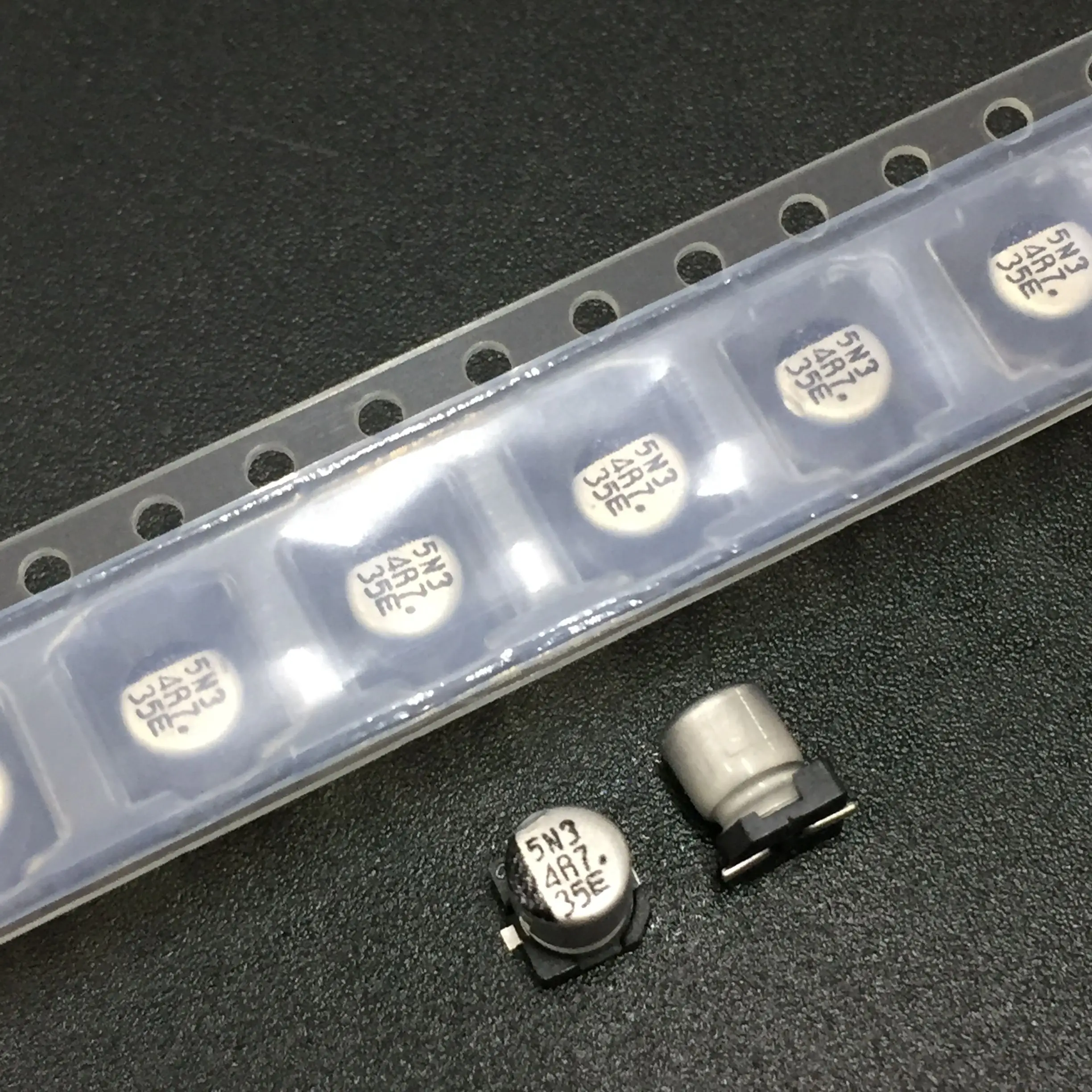 10 шт. 4 7 мкФ 35V NACE series 4x5 5 мм 35V4.7uF чип Типа SMD аудио электролитический