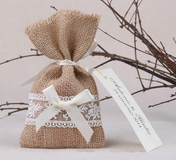 free shipping small white lace bags natural burlap bags candy bags gifts bags for wedding party
free shipping small white lace bags natural burlap bags candy bags gifts bags for wedding party