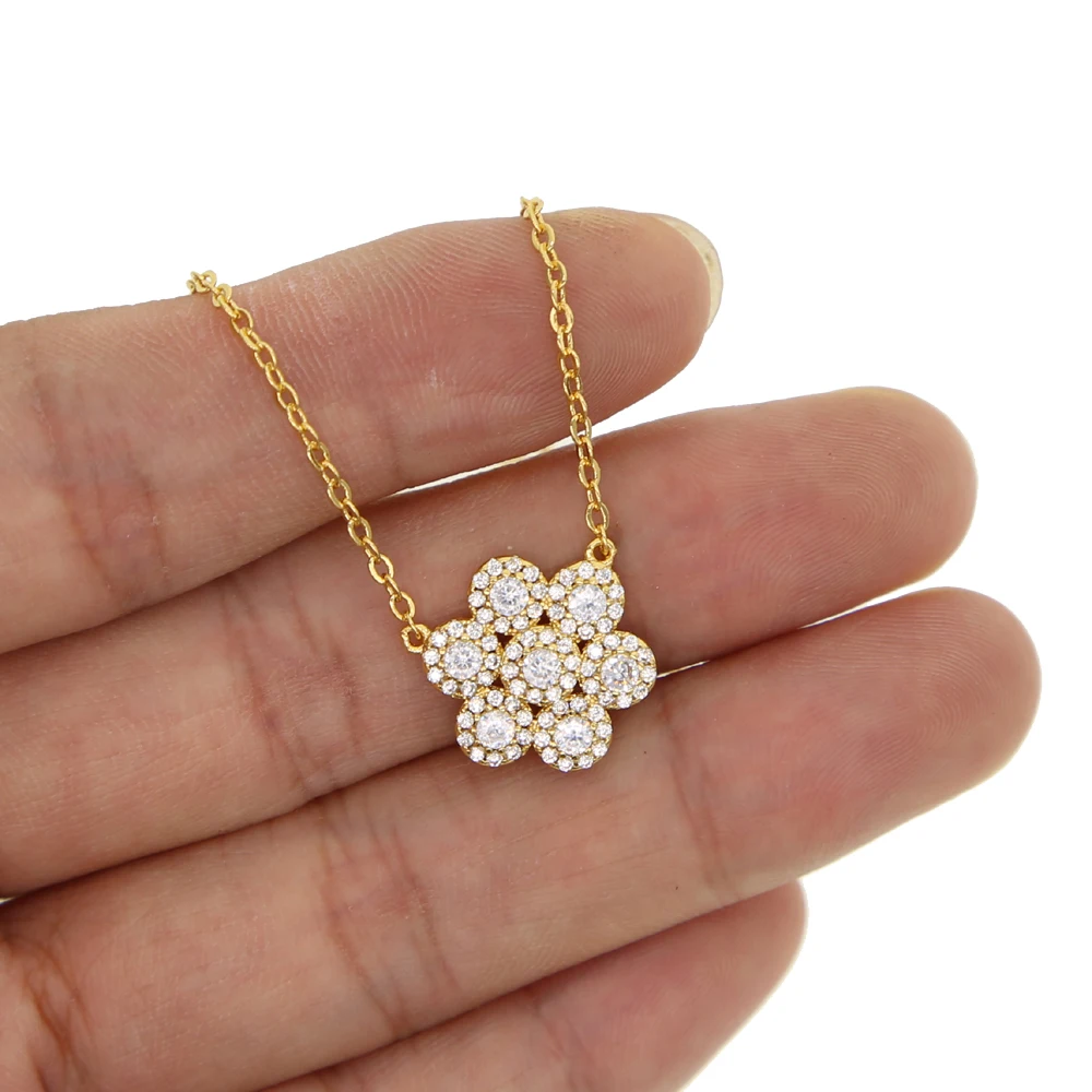 Gold color AAA white cubic zirconia cz flower charm pendant Geometric elegance gorgeous fashion cz necklace for women gift
Gold color AAA white cubic zirconia cz flower charm pendant Geometric elegance gorgeous fashion cz necklace for women gift