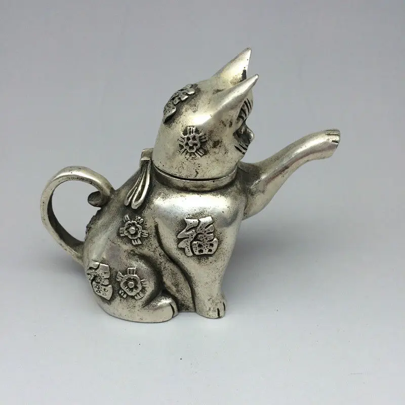 decoration bronze factory outlets Tibet Silve China's hidden silver hand carved statue of a cat
decoration bronze factory outlets Tibet Silve China's hidden silver hand carved statue of a cat