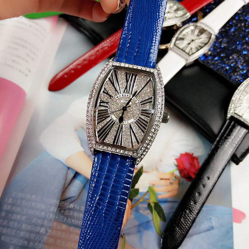 Woman Watches Luxury Brand Lady Crystal Fashion Tonneau Quartz Women Wrist Watches Ladies Female Watch Clock Relogio Feminino
Woman Watches Luxury Brand Lady Crystal Fashion Tonneau Quartz Women Wrist Watches Ladies Female Watch Clock Relogio Feminino