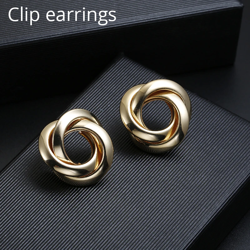 Fashion Round Metal Clip Earrings No Pierced for Women Vintage Gold Wedding Party Statement Geometry Ear Clips Jewelry brincos
Fashion Round Metal Clip Earrings No Pierced for Women Vintage Gold Wedding Party Statement Geometry Ear Clips Jewelry brincos