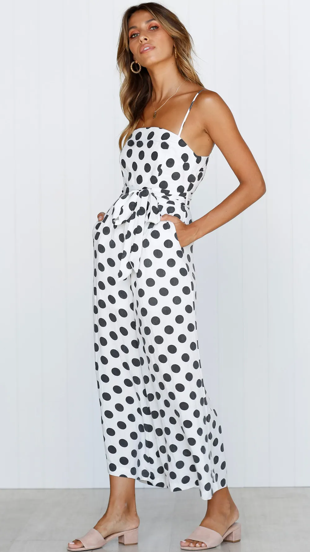 new hot sale casual boot cut plaid sashes female Jumpsuits sleeveless calf-length pants sexy woman Jumpsuits holiday
new hot sale casual boot cut plaid sashes female Jumpsuits sleeveless calf-length pants sexy woman Jumpsuits holiday