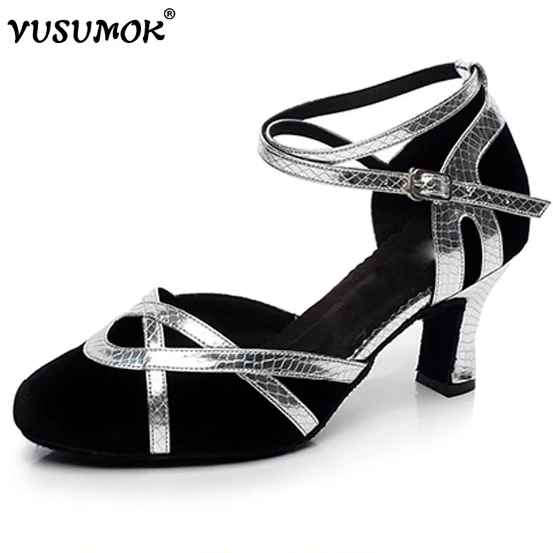 VUSUMOK Brand Modern velvet net Women Dance Latin Tango Salsa Ballroom Shoes Dancewear Women Party Square Lace Heels Plugs size
VUSUMOK Brand Modern velvet net Women Dance Latin Tango Salsa Ballroom Shoes Dancewear Women Party Square Lace Heels Plugs size