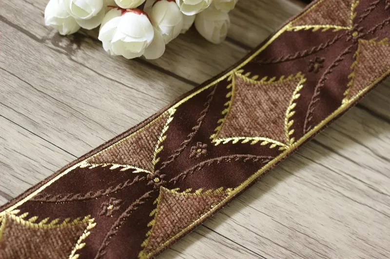 5yards/lot wide 5.8cm Woven Jacquard Ribbon Geometric design with fluff for curtain and clothing accessory LS-1417
5yards/lot wide 5.8cm Woven Jacquard Ribbon Geometric design with fluff for curtain and clothing accessory LS-1417