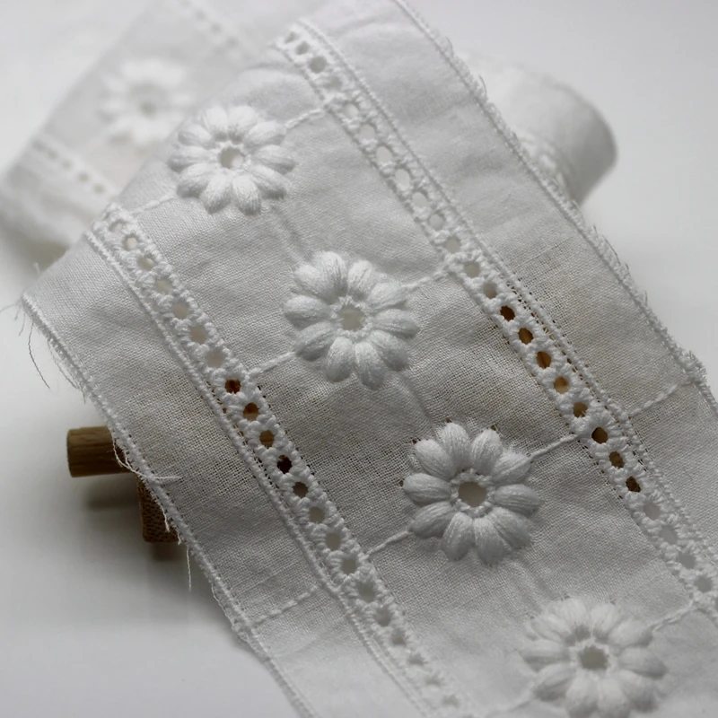 2 meters 6.2 cm Off White Lace Trims Ribbon Embroidered Flower for Dress Costumes Trimmings Pure Cotton Sewing Lace Fabric
2 meters 6.2 cm Off White Lace Trims Ribbon Embroidered Flower for Dress Costumes Trimmings Pure Cotton Sewing Lace Fabric