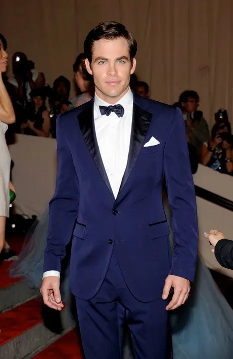 Latest Coat Pant Designs Navy Blue Wedding Suits Slim Fit Skinny 2 Piece Custom Blazer Formal Men Suit Groom Tuxedo Masculino 98
Latest Coat Pant Designs Navy Blue Wedding Suits Slim Fit Skinny 2 Piece Custom Blazer Formal Men Suit Groom Tuxedo Masculino 98