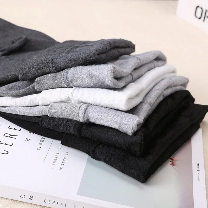 Combed cotton plus velvet warm Leggings large size female autumn and winter thick scratching leggings For Women
Combed cotton plus velvet warm Leggings large size female autumn and winter thick scratching leggings For Women
