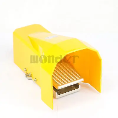 4F210-08G Pneumatic Foot Pedal Valve 1/4" Ports 5 Way 2 Position With Cover Guard Manual Acting
4F210-08G Pneumatic Foot Pedal Valve 1/4" Ports 5 Way 2 Position With Cover Guard Manual Acting