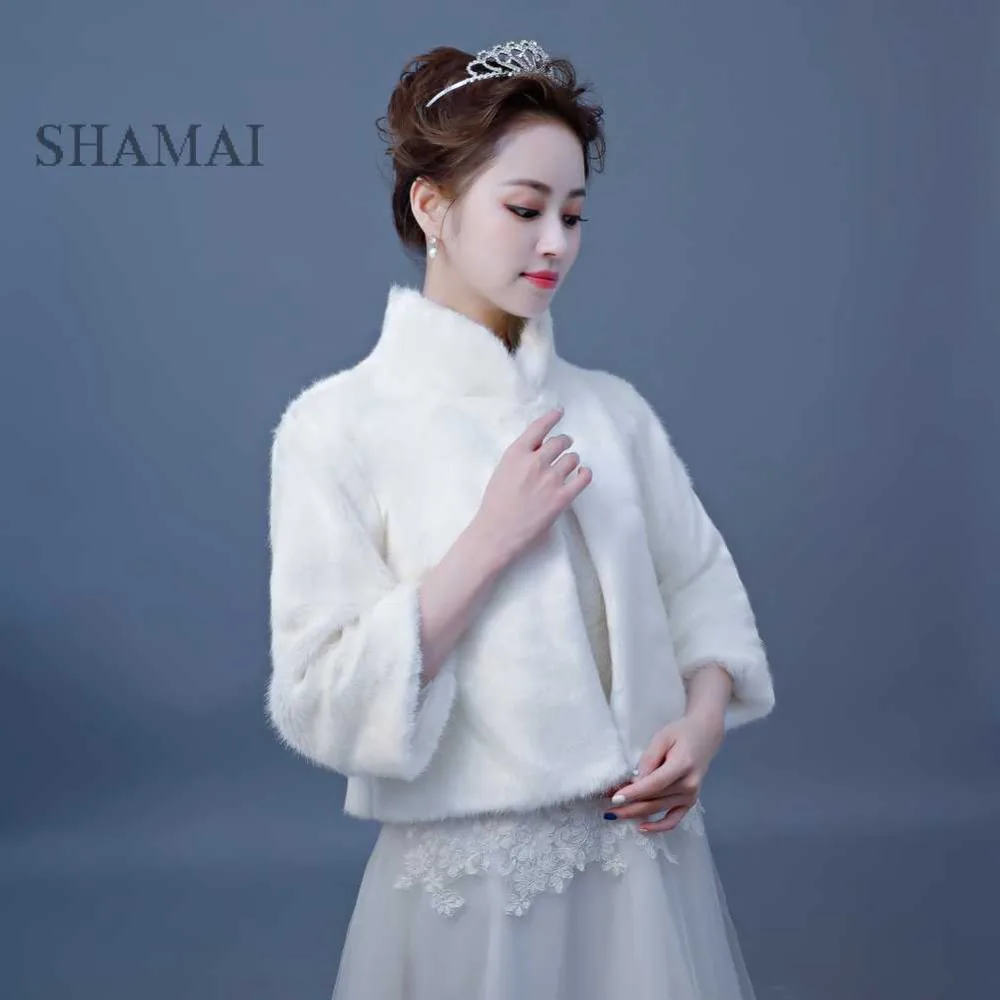 SHAMAI Ivory Faux Fur Winter Bridal Wraps High Quality 3/4 Sleeves Fur Boleros Bridal Cape Evening Wedding bridesmaids jacket
SHAMAI Ivory Faux Fur Winter Bridal Wraps High Quality 3/4 Sleeves Fur Boleros Bridal Cape Evening Wedding bridesmaids jacket