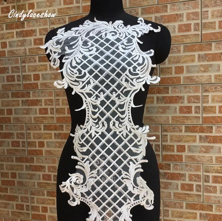 102*37cm Large White Sequins Lace Applique Mesh Venise Sequins Bridal Lace Trims Wedding Dress Lace Accessories Sewing Appliques
102*37cm Large White Sequins Lace Applique Mesh Venise Sequins Bridal Lace Trims Wedding Dress Lace Accessories Sewing Appliques
