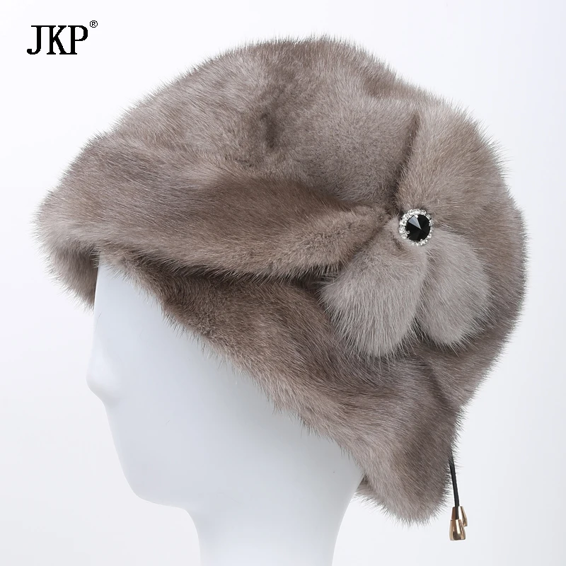 Genuine mink fur hat for women winter female skullies ear protector top high quality keep warm beanies Russia style caps
Genuine mink fur hat for women winter female skullies ear protector top high quality keep warm beanies Russia style caps