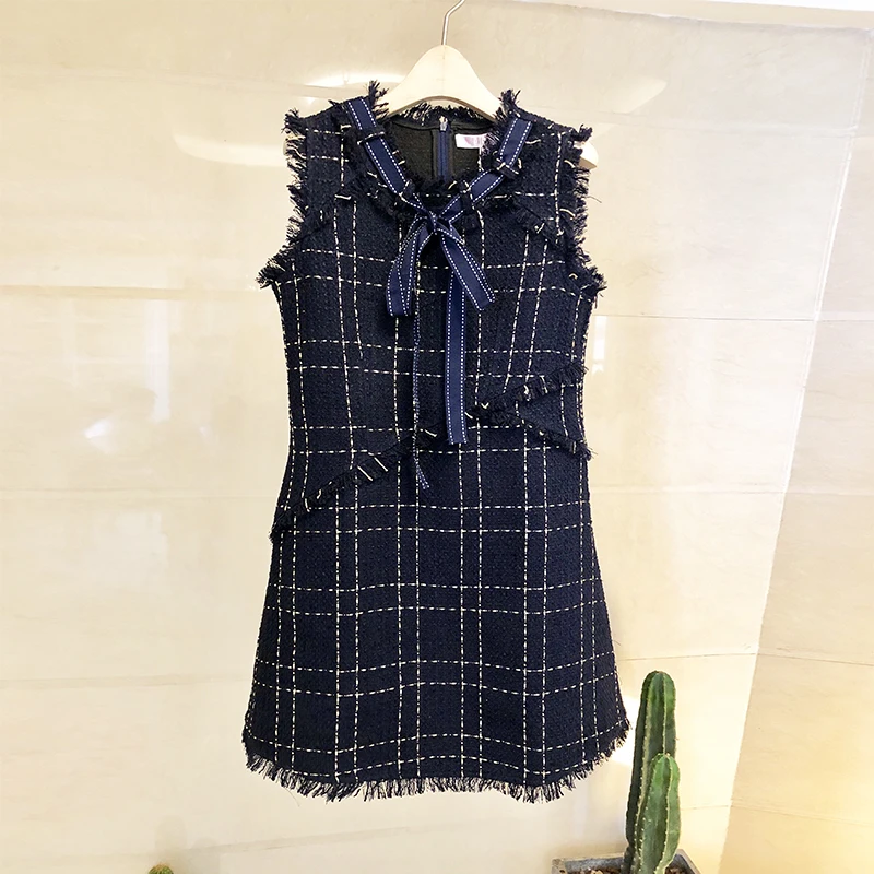 JSXDHK New Fashion Autumn Winter Dress 2021 Runway Women Blue Plaid Tassel Bowknot Ladies Casual Sleeveless Vest Party Dress
JSXDHK New Fashion Autumn Winter Dress 2021 Runway Women Blue Plaid Tassel Bowknot Ladies Casual Sleeveless Vest Party Dress
