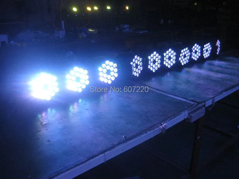(6PCS) with Flightcase 192 Channels DMX Controller 18*15W LED Par Light RGBWA 5in1 Par Can LED DJ Wash Light DJ Party
(6PCS) with Flightcase 192 Channels DMX Controller 18*15W LED Par Light RGBWA 5in1 Par Can LED DJ Wash Light DJ Party
