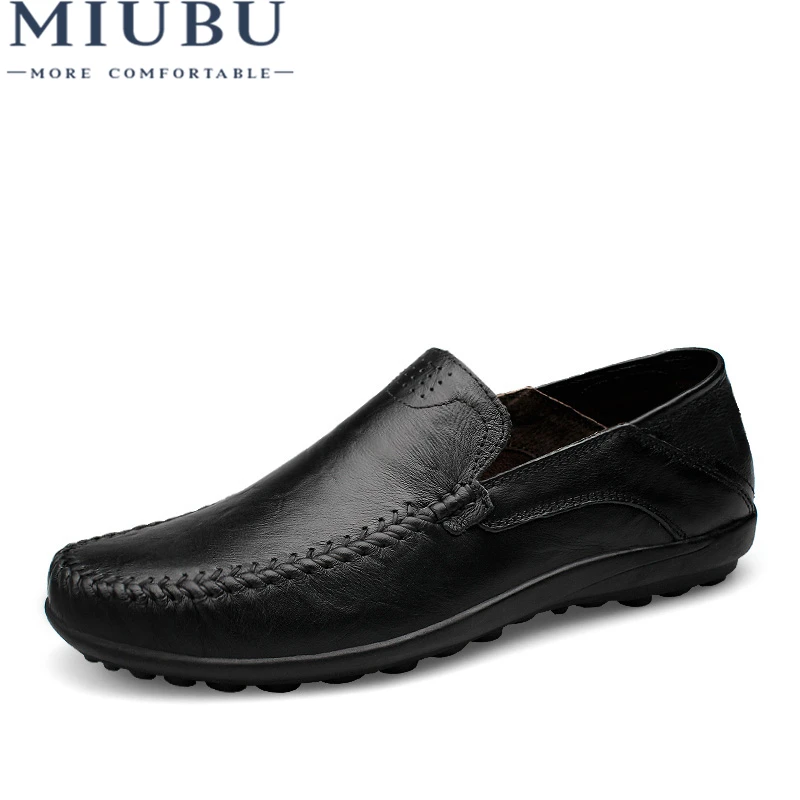 MIUBU Handmade Men Loafers Flats Shoes Plus Size Genuine Leather Mens Shoes Breathable Soft Loafers Moccasins Zapatos Hombre
MIUBU Handmade Men Loafers Flats Shoes Plus Size Genuine Leather Mens Shoes Breathable Soft Loafers Moccasins Zapatos Hombre