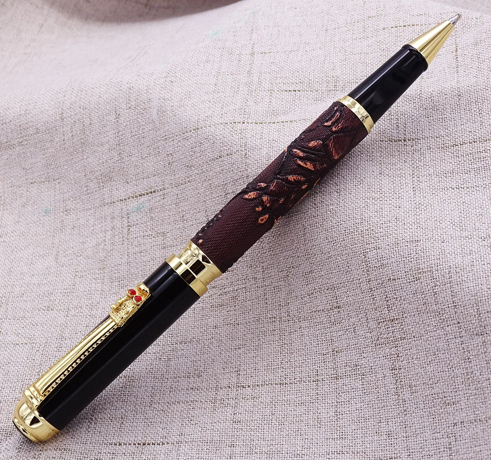 Dikawen 817 Coffee Roller Pen with Refill Grape Embossed Pattern Golden Drogon Clip Signature Writing Pen for Office Business
Dikawen 817 Coffee Roller Pen with Refill Grape Embossed Pattern Golden Drogon Clip Signature Writing Pen for Office Business