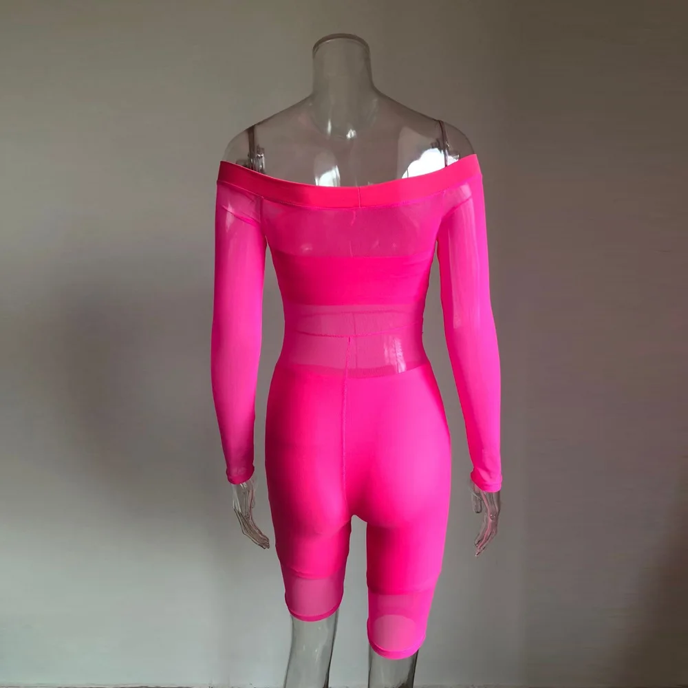 Solid Mesh Full Sleeve Slash Neck Skinny Female Playsuits + Strapless Top + Shorts Sexy Women Three Piece Suit
Solid Mesh Full Sleeve Slash Neck Skinny Female Playsuits + Strapless Top + Shorts Sexy Women Three Piece Suit