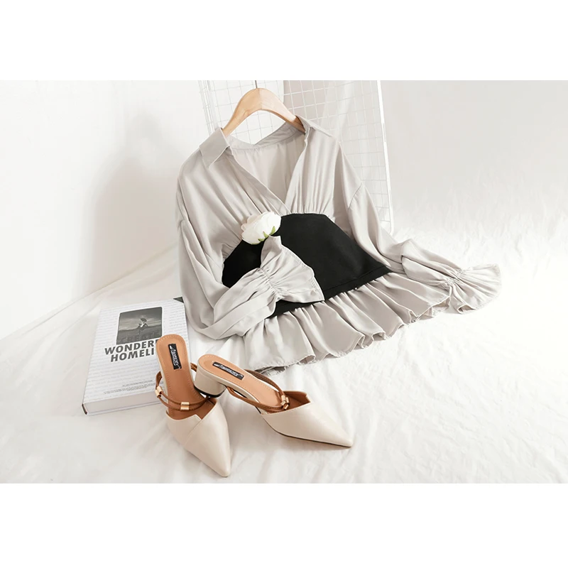2019 spring new vintage women blouse v-neck patchwork slim sexy all match lady elegant shirts fashion outwear coat tops
2019 spring new vintage women blouse v-neck patchwork slim sexy all match lady elegant shirts fashion outwear coat tops